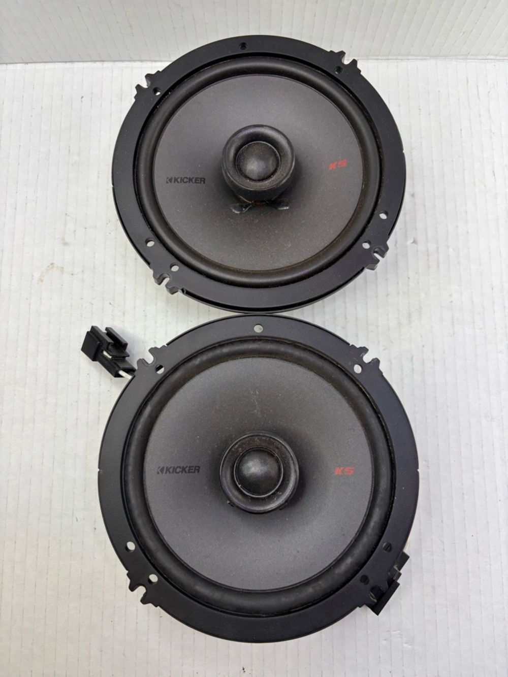 Kicker 44KSC6504 Loud 6-1/2"
2-Way Car Speakers Working & Tested